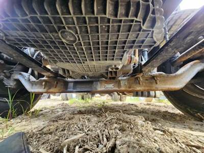 Freightliner Cascadia 126 Front Axle Assembly