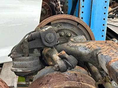 Freightliner Columbia 112 Front Axle Assembly