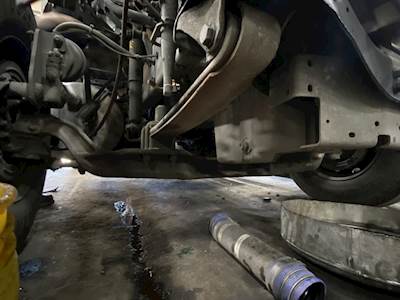 Freightliner Columbia 120 Front Axle Assembly