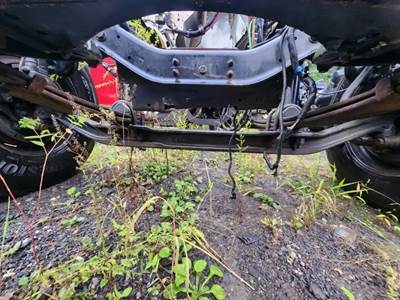 Freightliner Coronado 122 Front Axle Assembly for a 2013 Freightliner Coronado 12