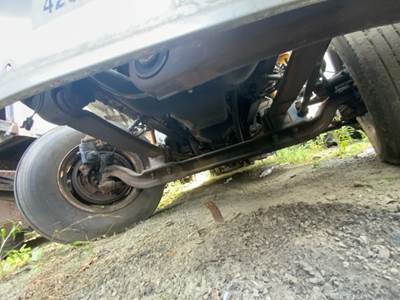 Freightliner FL70 Front Axle Assembly