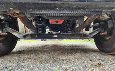 Freightliner M2 106 Front Axle Assembly