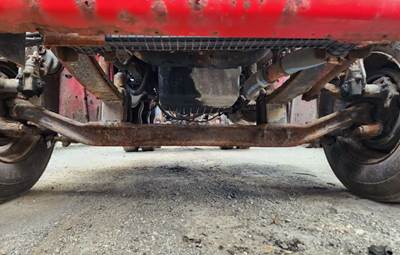 Freightliner M2 106 Front Axle Assembly