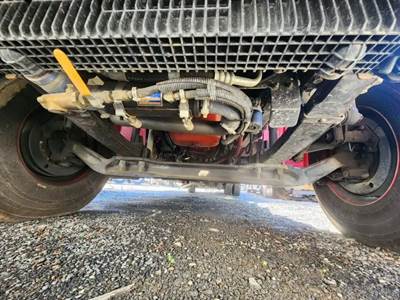 Freightliner M2 106 Front Axle Assembly