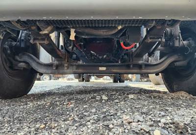 Freightliner M2 106 Front Axle Assembly
