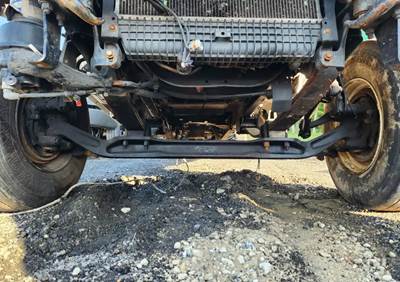 Freightliner M2 106 Front Axle Assembly