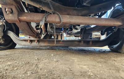 GMC C5500 Front Axle Assembly