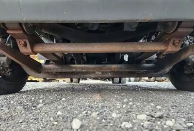 GMC C5500 Front Axle Assembly