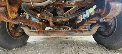 GMC C8500 Front Axle Assembly