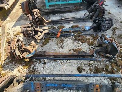 Hino 195 Front Axle Assembly