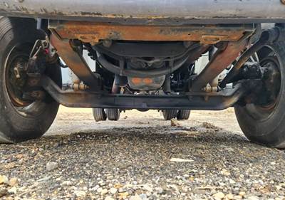 International 4400 Front Axle Assembly