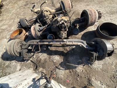 International 5900i Front Axle Assembly