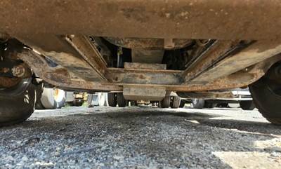 International 7400 Front Axle Assembly