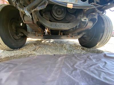 International 7600 Front Axle Assembly