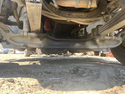 International 7700 Front Axle Assembly