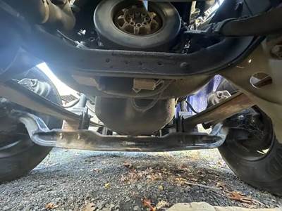 International 8600 Front Axle Assembly