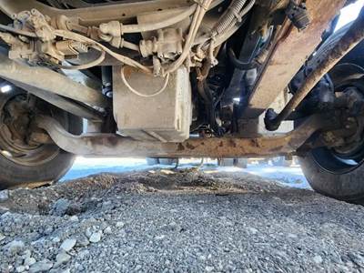 International 9200i Front Axle Assembly