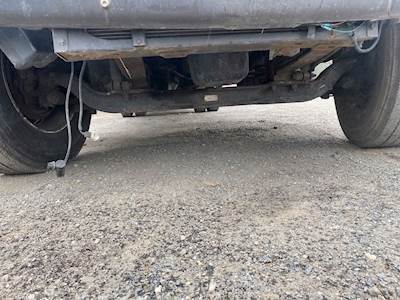 International DuraStar 4300 Front Axle Assembly