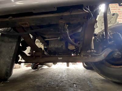 International DuraStar 4300 Front Axle Assembly