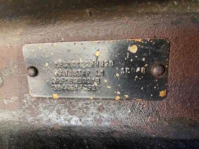 International DuraStar 4300 Front Axle Assembly