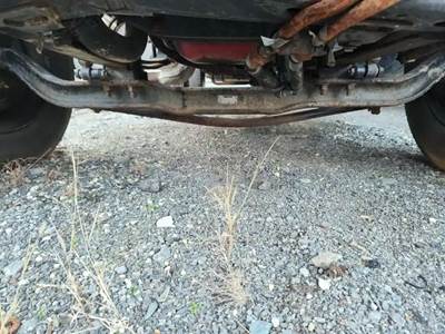 International DuraStar 4300 Front Axle Assembly