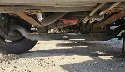 International DuraStar 4300 Front Axle Assembly