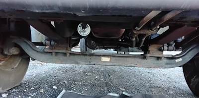 International DuraStar 4300 Front Axle Assembly