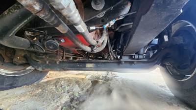 International DuraStar 4300 Front Axle Assembly