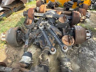 International DuraStar 4300 Front Axle Assembly