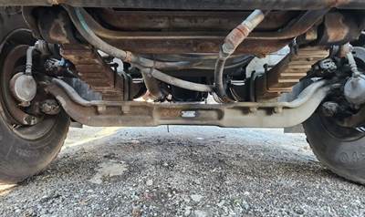 International F-1924; F-1954 Front Axle Assembly