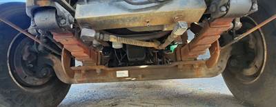 International F2554 Front Axle Assembly for a 1997 International F-2554