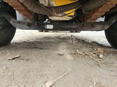 International F2674 Front Axle Assembly for a 1999 International F-2674 SBA