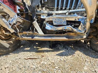International HV607 Front Axle Assembly
