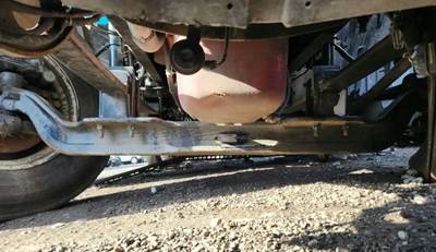 International LT625 Front Axle Assembly