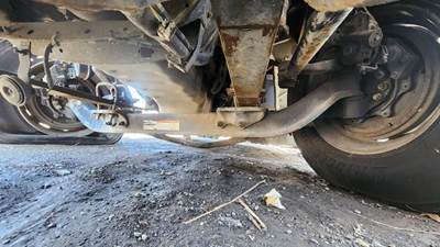 International LT625 Front Axle Assembly