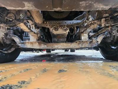 International LT625 Front Axle Assembly