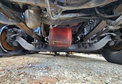 International LT625 Front Axle Assembly
