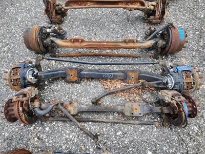 International LT625 Front Axle Assembly