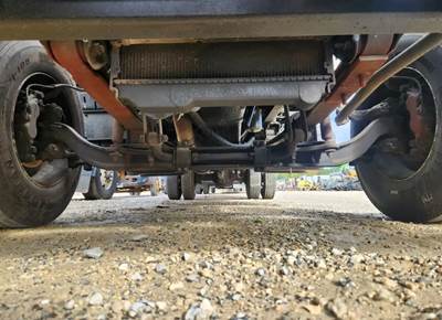 Isuzu FTR Front Axle Assembly
