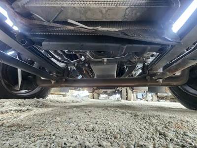 Isuzu NRR Front Axle Assembly