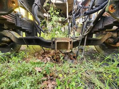 Mack Granite CV713 Front Axle Assembly for a 2004 Mack CV713 Granite