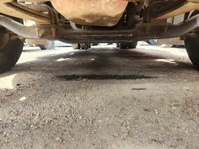 Mack Pinnacle CXU613 Front Axle Assembly for a 2014 Mack CXU613
