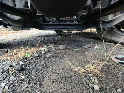 Mack Vision CXN613 Front Axle Assembly for a 2005 Mack CXN613