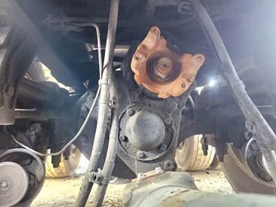 Meritor-Rockwell RD23-160 Front Axle Assembly for a 2019 Peterbilt 389