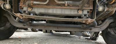 Mitsubishi FEC72S Front Axle Assembly