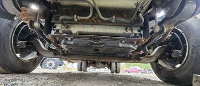 Mitsubishi FEC72S Front Axle Assembly