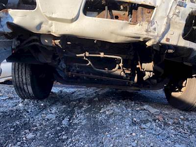 Mitsubishi FEC92S Front Axle Assembly