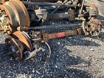Nissan UD1300 Front Axle Assembly for a 2007 Ud/Nissan UD1300
