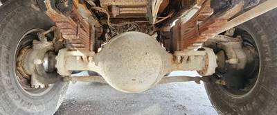 Meritor-Rockwell Front Axle Assembly for a 2005 Oshkosh S-SERIES