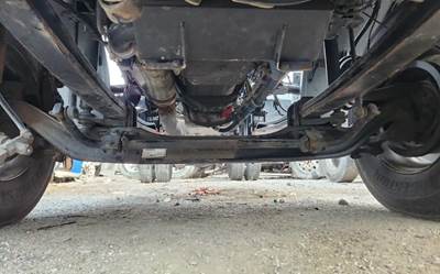 Peterbilt 220 Front Axle Assembly